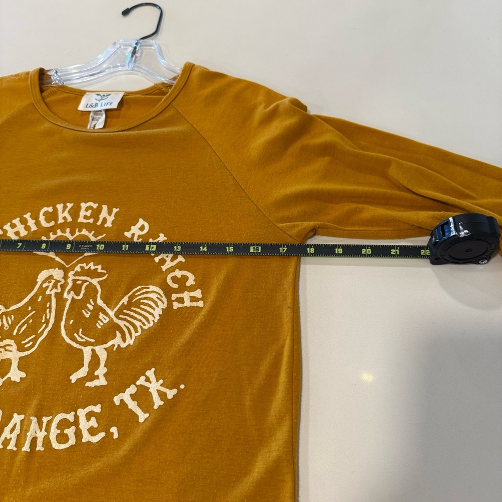 The Chicken Ranch Tee - Picture 3 of 4